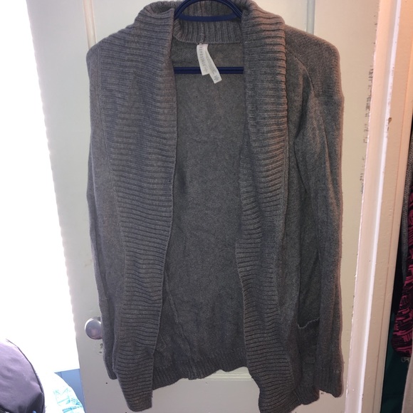 Cardigan - Picture 2 of 2